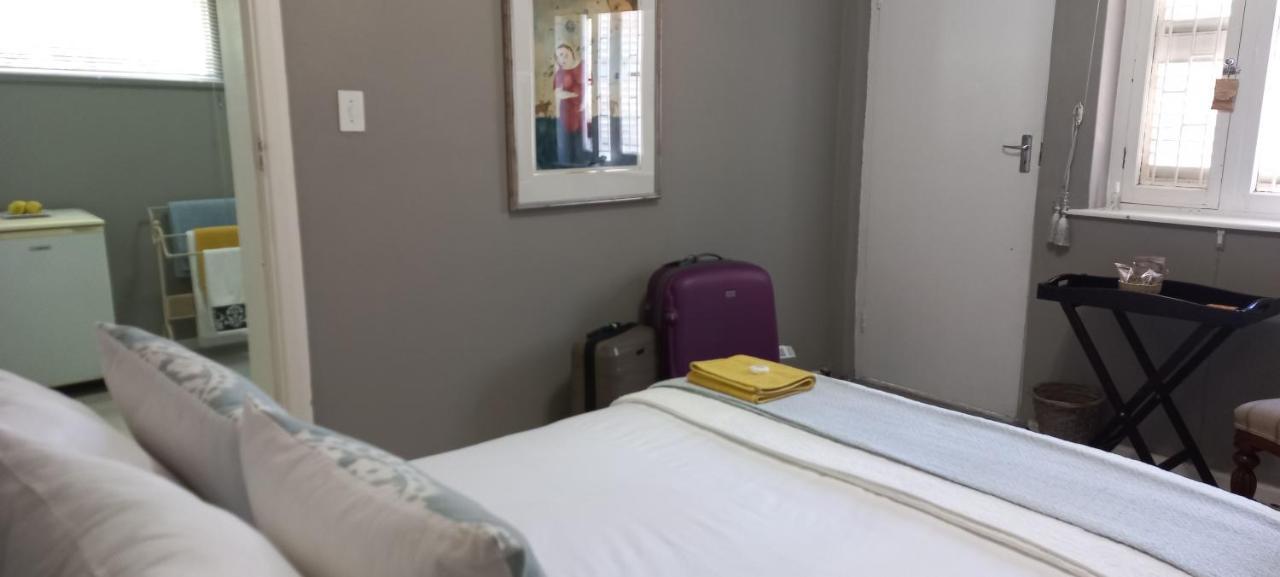 Peony Luxury Room With Wifi And Own Entrance Stellenbosch Exterior photo