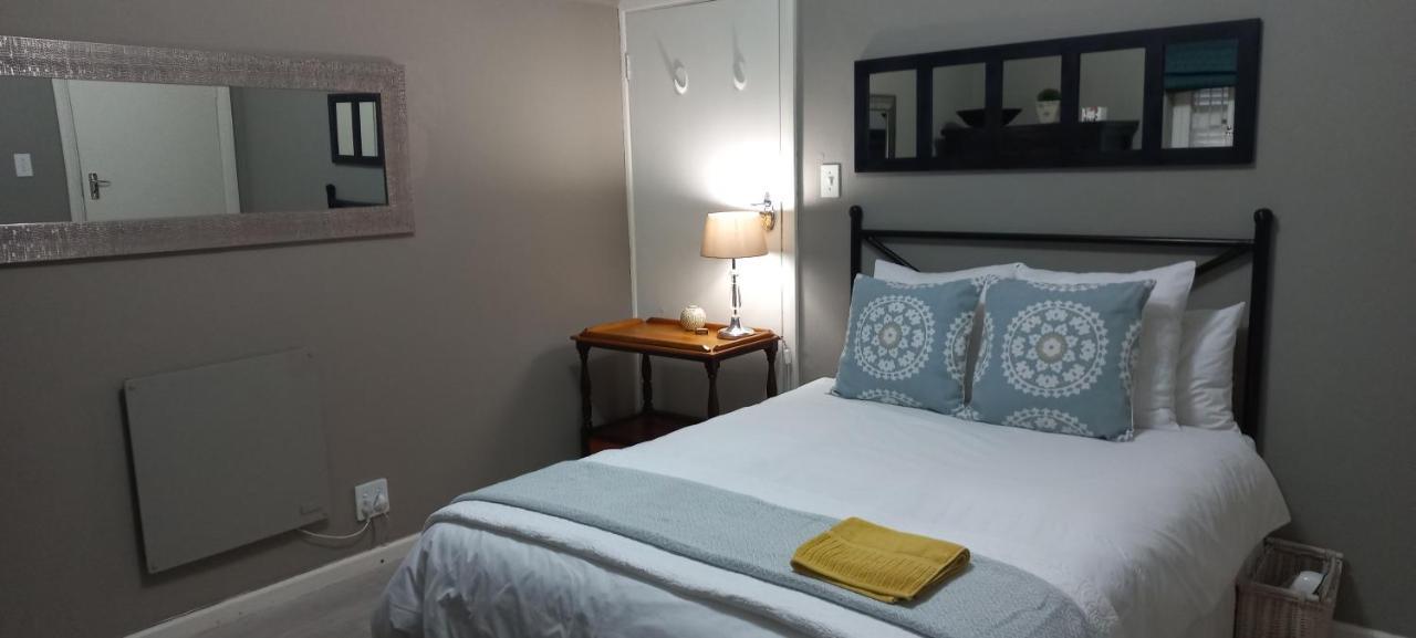 Peony Luxury Room With Wifi And Own Entrance Stellenbosch Exterior photo