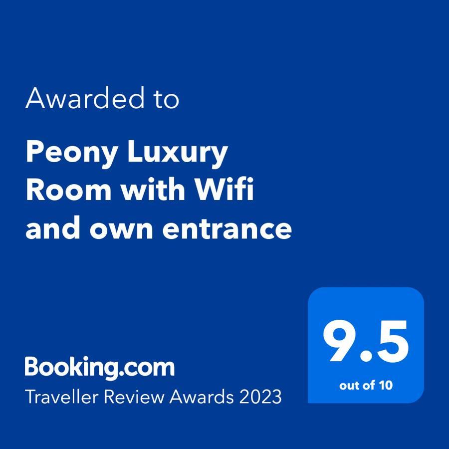 Peony Luxury Room With Wifi And Own Entrance Stellenbosch Exterior photo